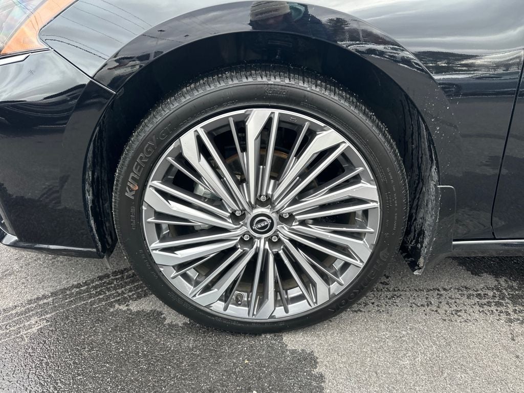 2025 Nissan Altima SL