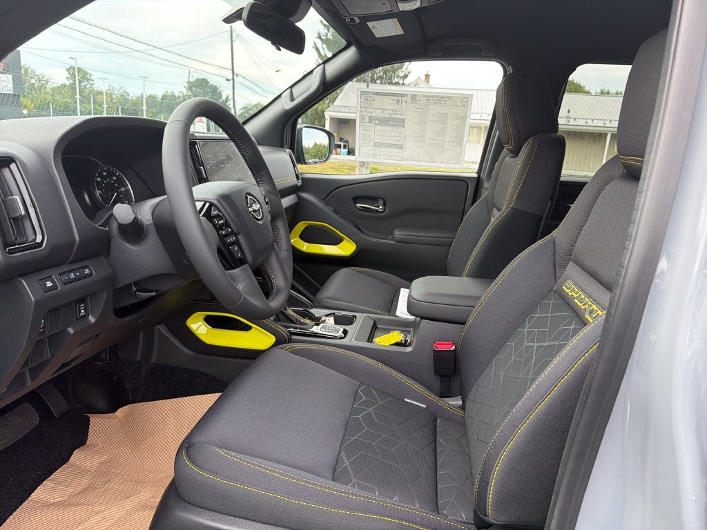 2027 Nissan Frontier SV