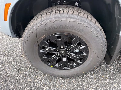 2027 Nissan Frontier SV