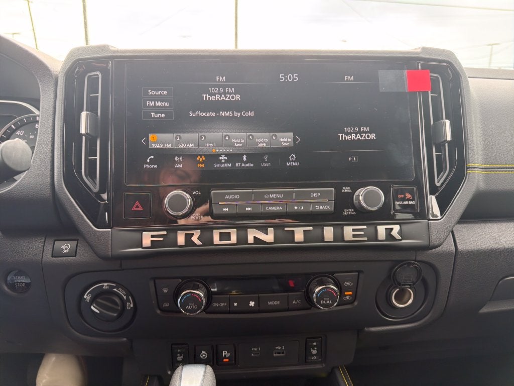 2027 Nissan Frontier SV