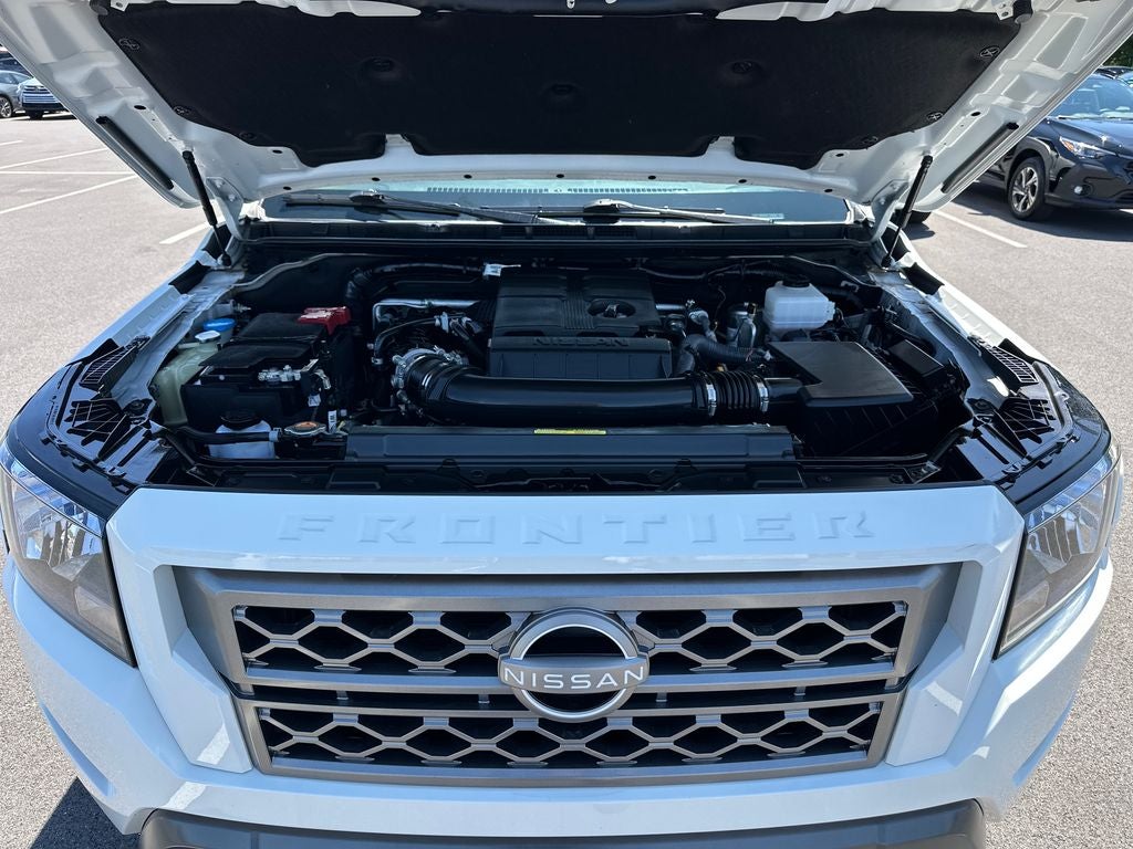 2024 Nissan Frontier SV