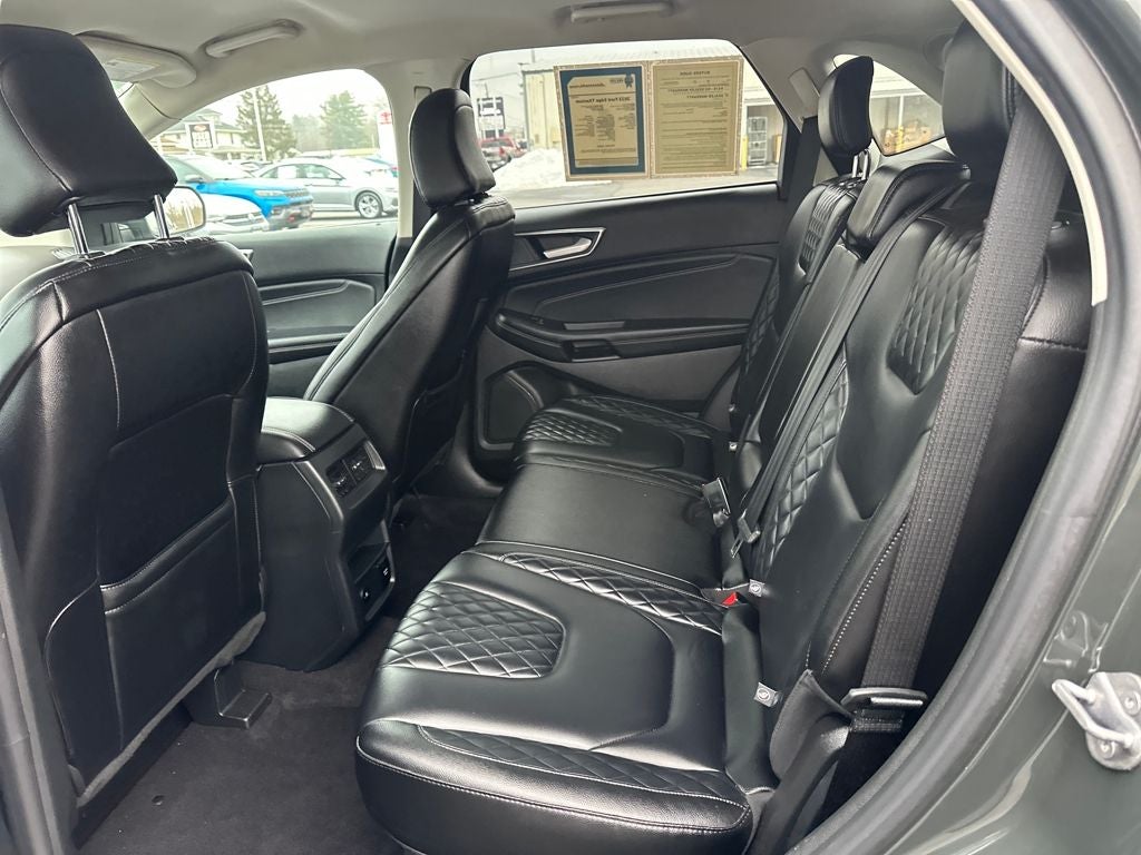 2023 Ford Edge Titanium