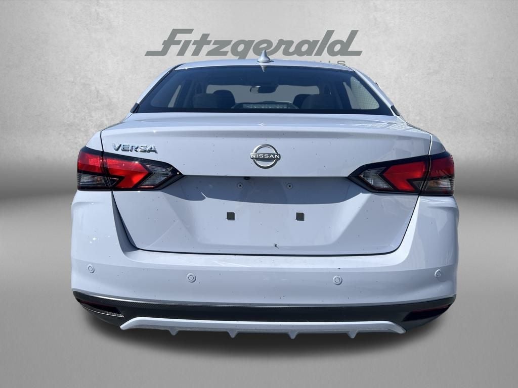 2025 Nissan Versa SV