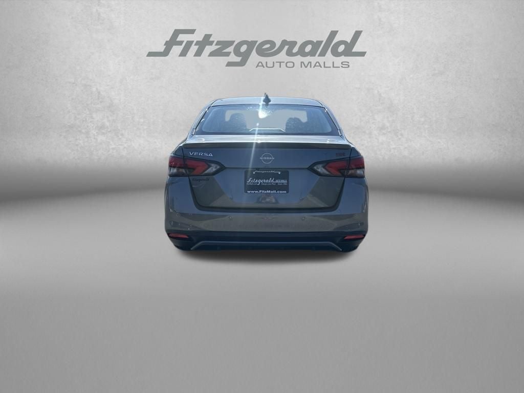 2025 Nissan Versa SR