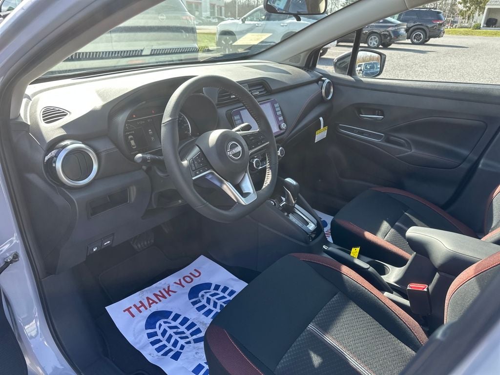 2025 Nissan Versa SR