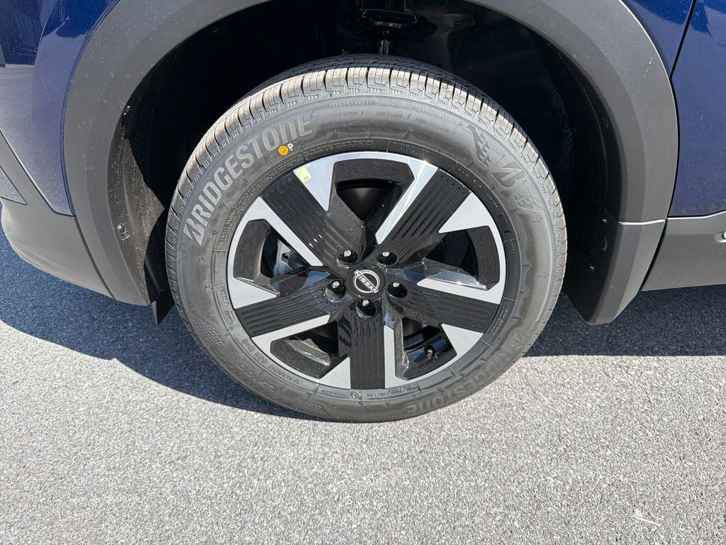 2027 Nissan Kicks SV
