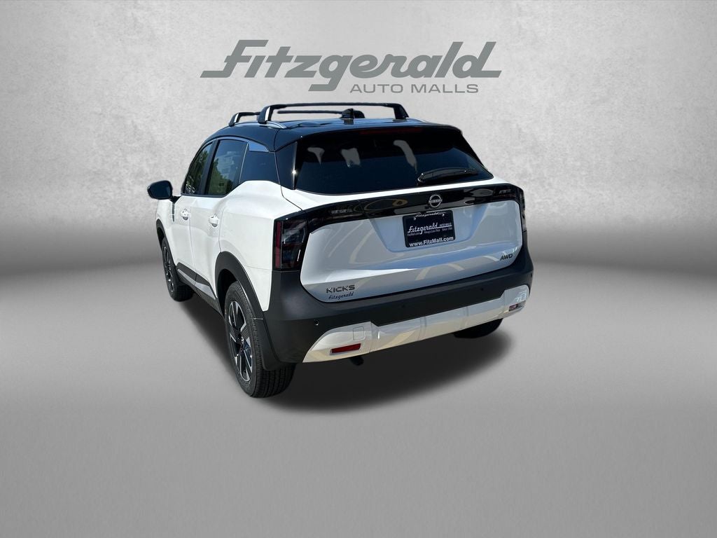 2026 Nissan Kicks SV