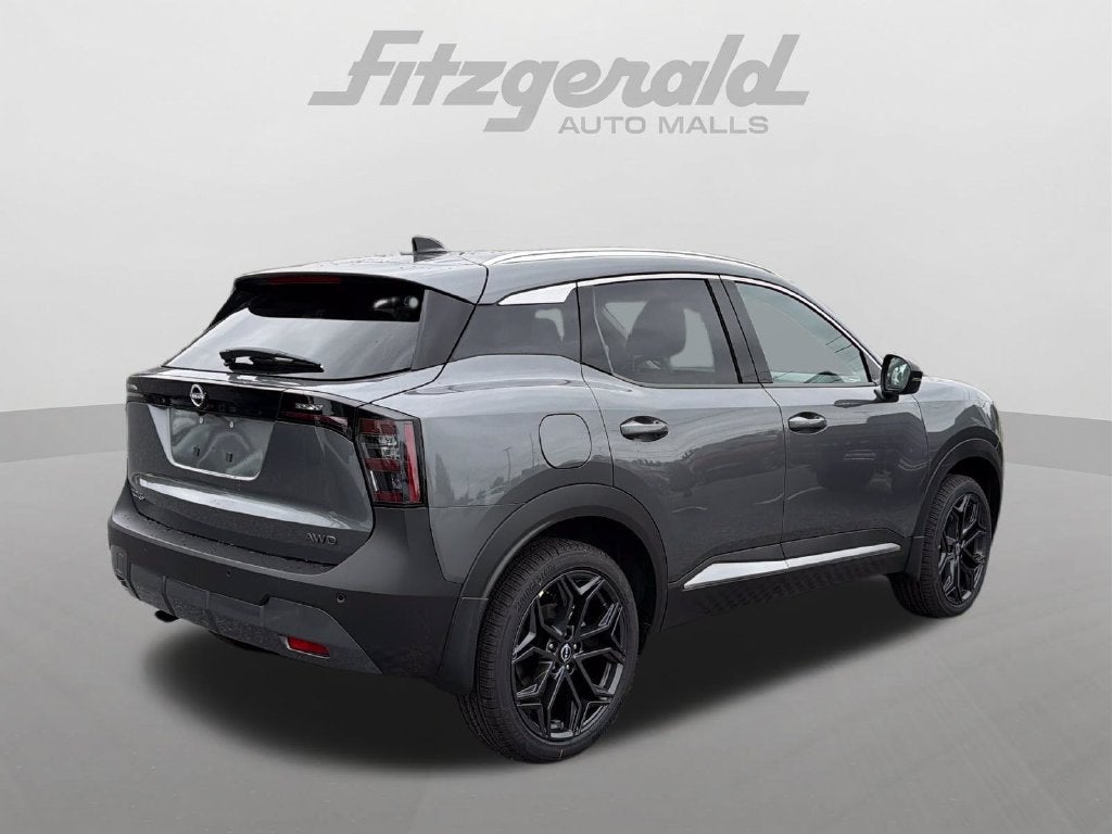2027 Nissan Kicks SR