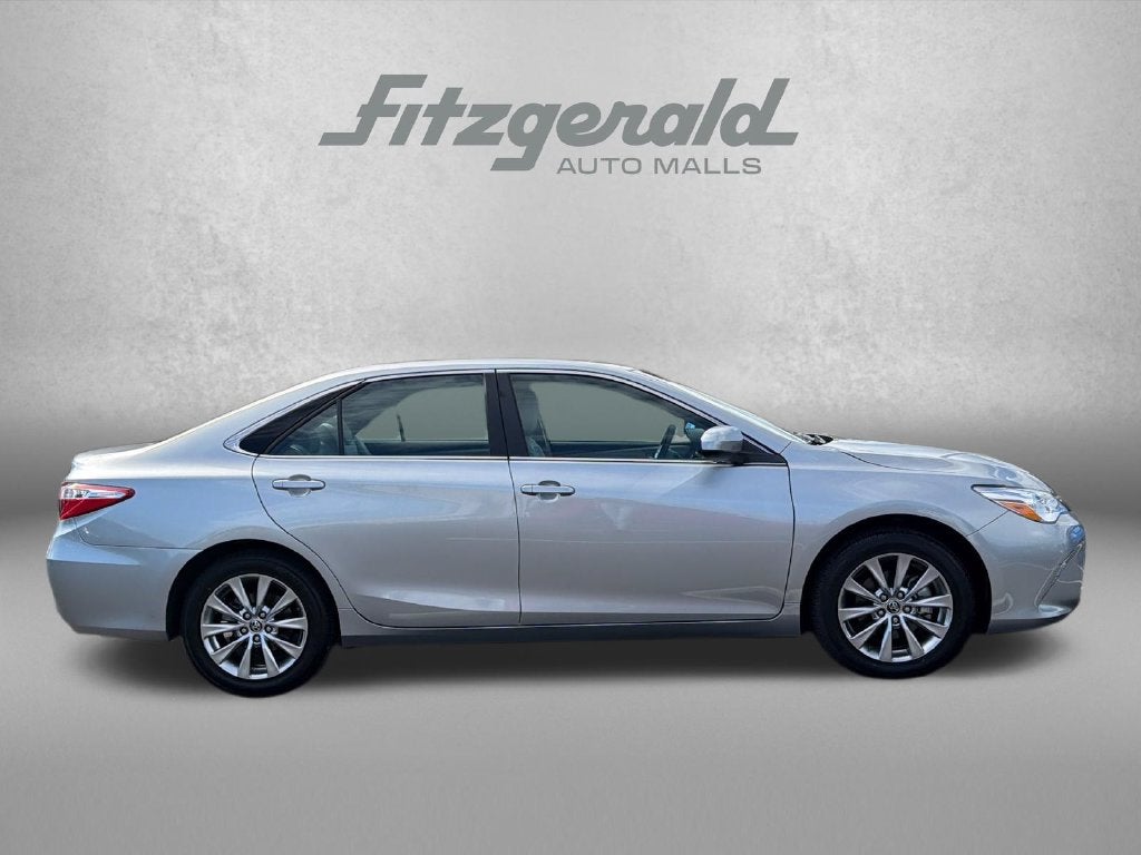 2016 Toyota Camry XLE