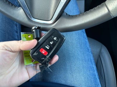 2020 Toyota Avalon Hybrid Limited