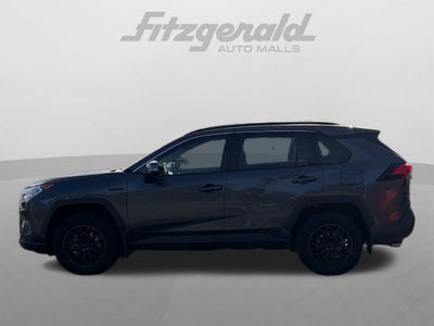 2021 Toyota RAV4 Hybrid XLE