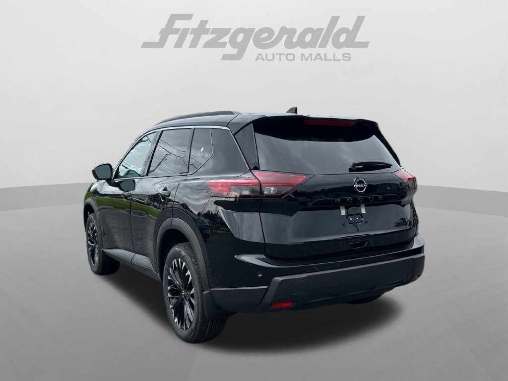 2026 Nissan Rogue Dark Armor™