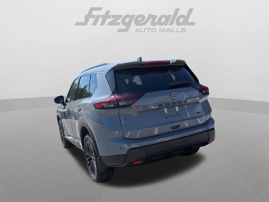 2026 Nissan Rogue Dark Armor™