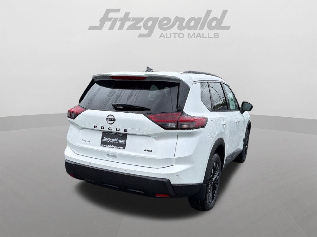 2026 Nissan Rogue Dark Armor™