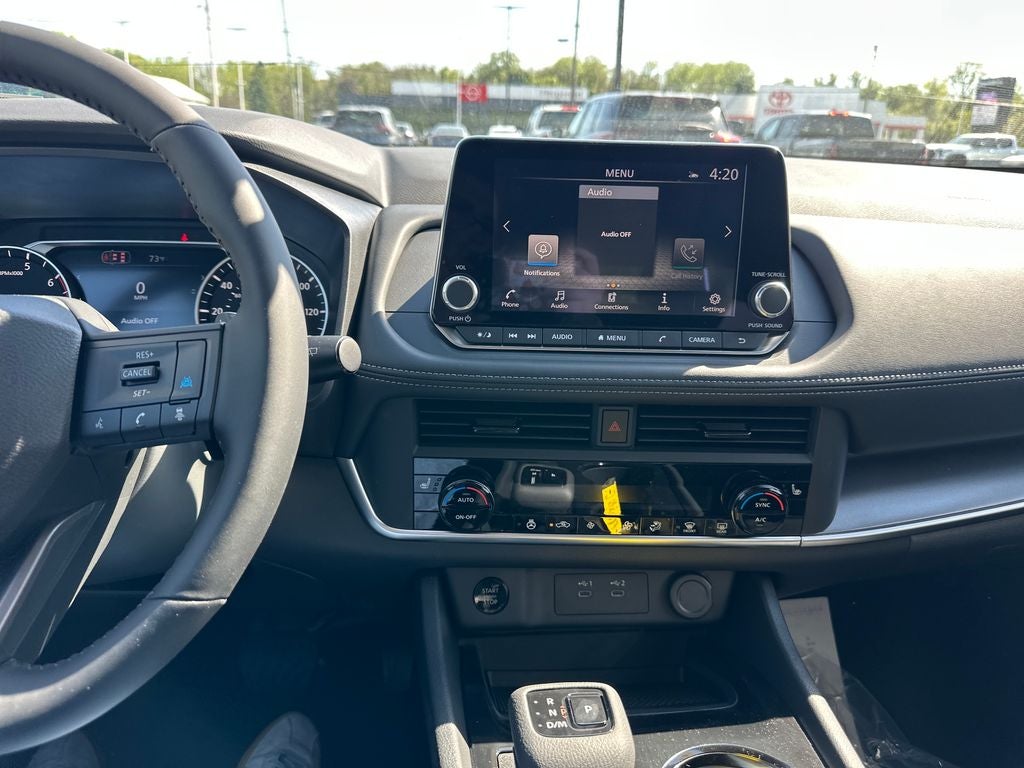 2026 Nissan Rogue Dark Armor™