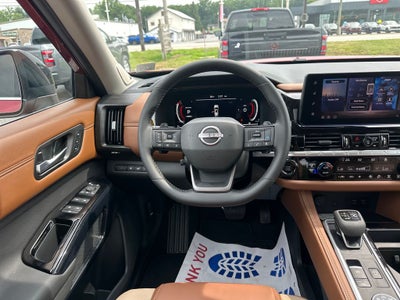 2026 Nissan Pathfinder Platinum