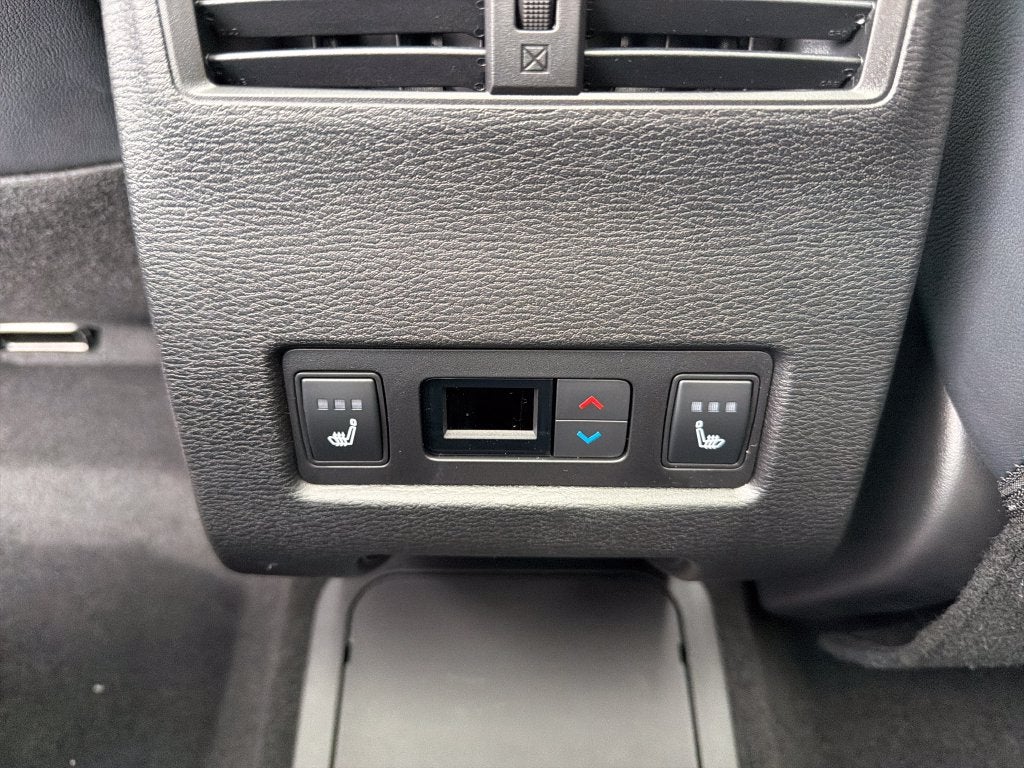 2026 Nissan Rogue Plug-In Hybrid Platinum