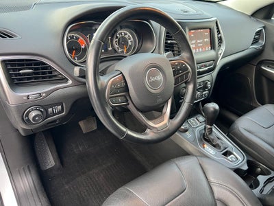 2021 Jeep Cherokee Latitude Lux