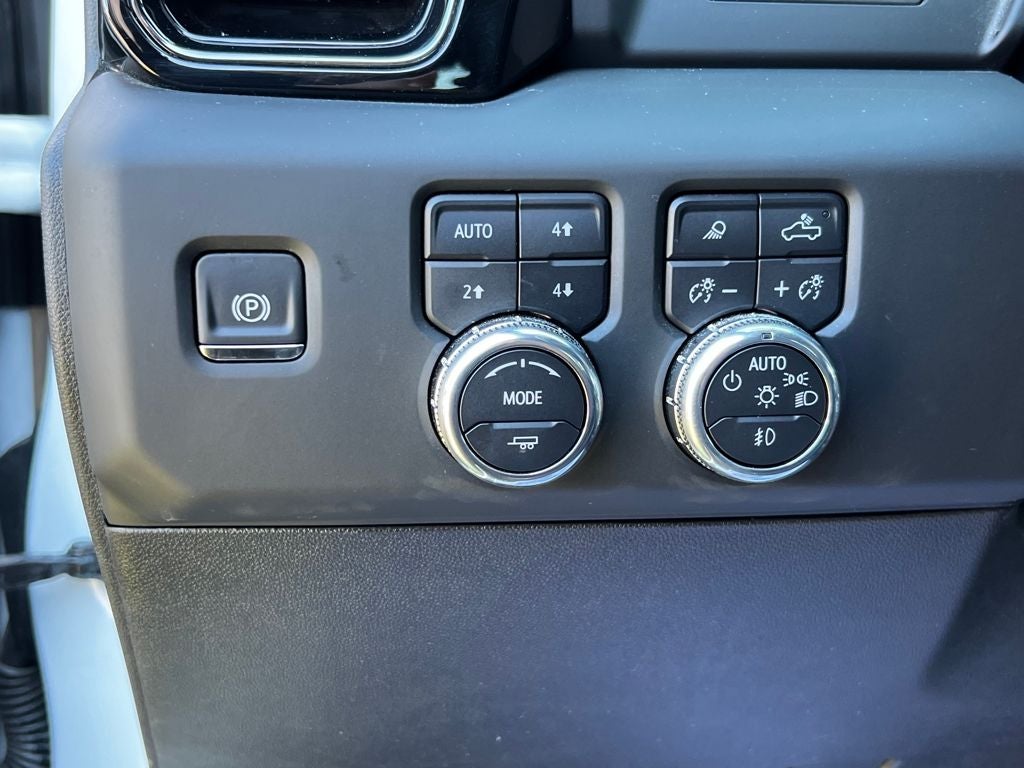 2025 GMC Sierra 2500 HD AT4