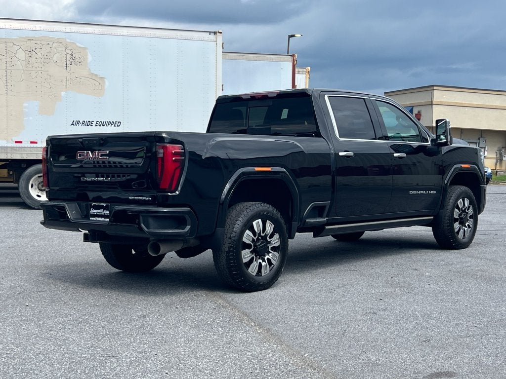 2025 GMC Sierra 3500 HD Denali