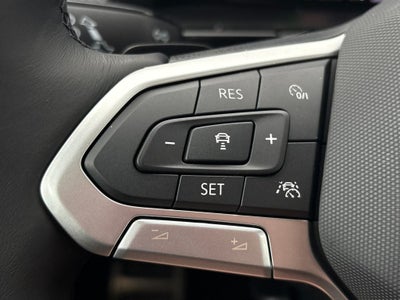 2026 Volkswagen Atlas Cross Sport 2.0T SEL R-Line Black