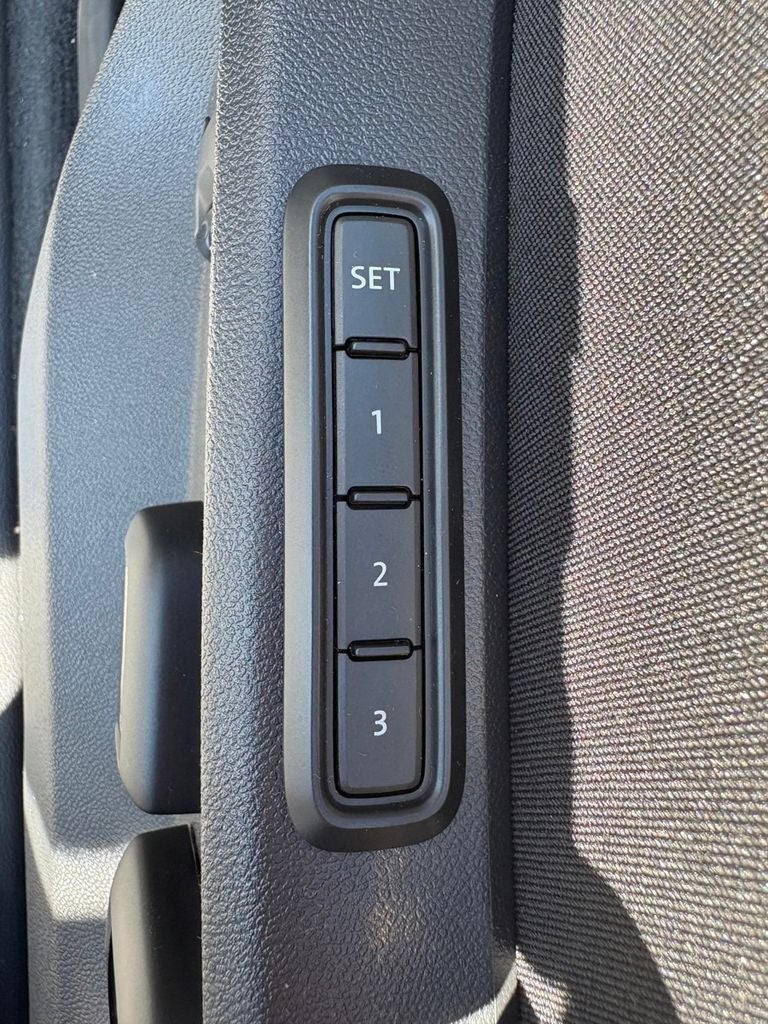 2026 Volkswagen Atlas Cross Sport 2.0T SEL