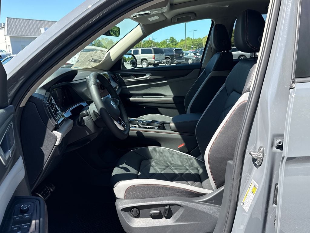 2026 Volkswagen Atlas 2.0T Peak Edition 4MOTION