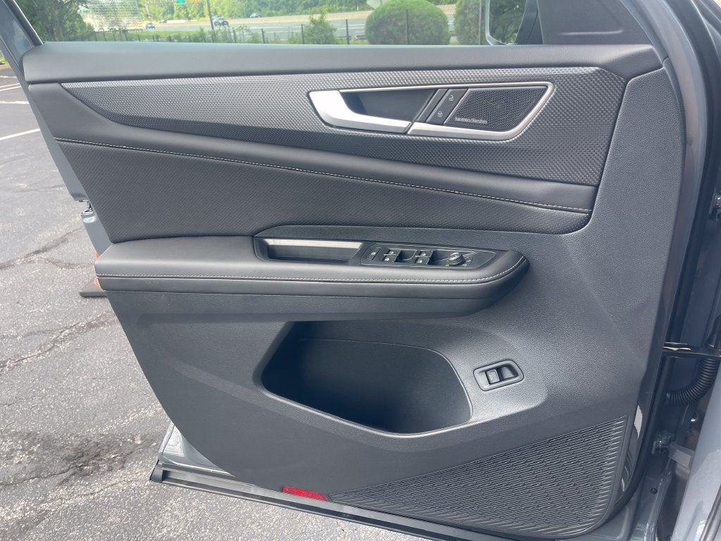 2026 Volkswagen Atlas Cross Sport SEL Premium R-Line