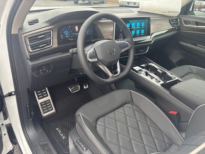 2026 Volkswagen Atlas 2.0T SEL Premium R-Line