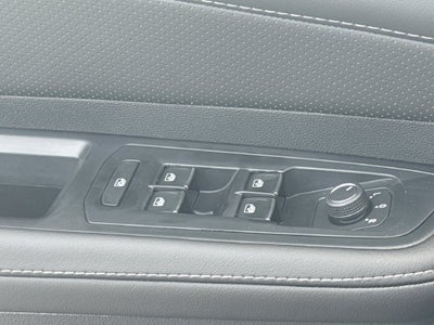 2026 Volkswagen Atlas Cross Sport SE w/Technology