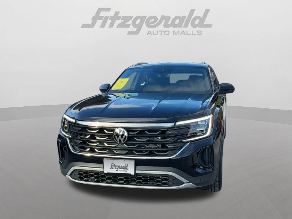 2026 Volkswagen Atlas Cross Sport SE w/Technology