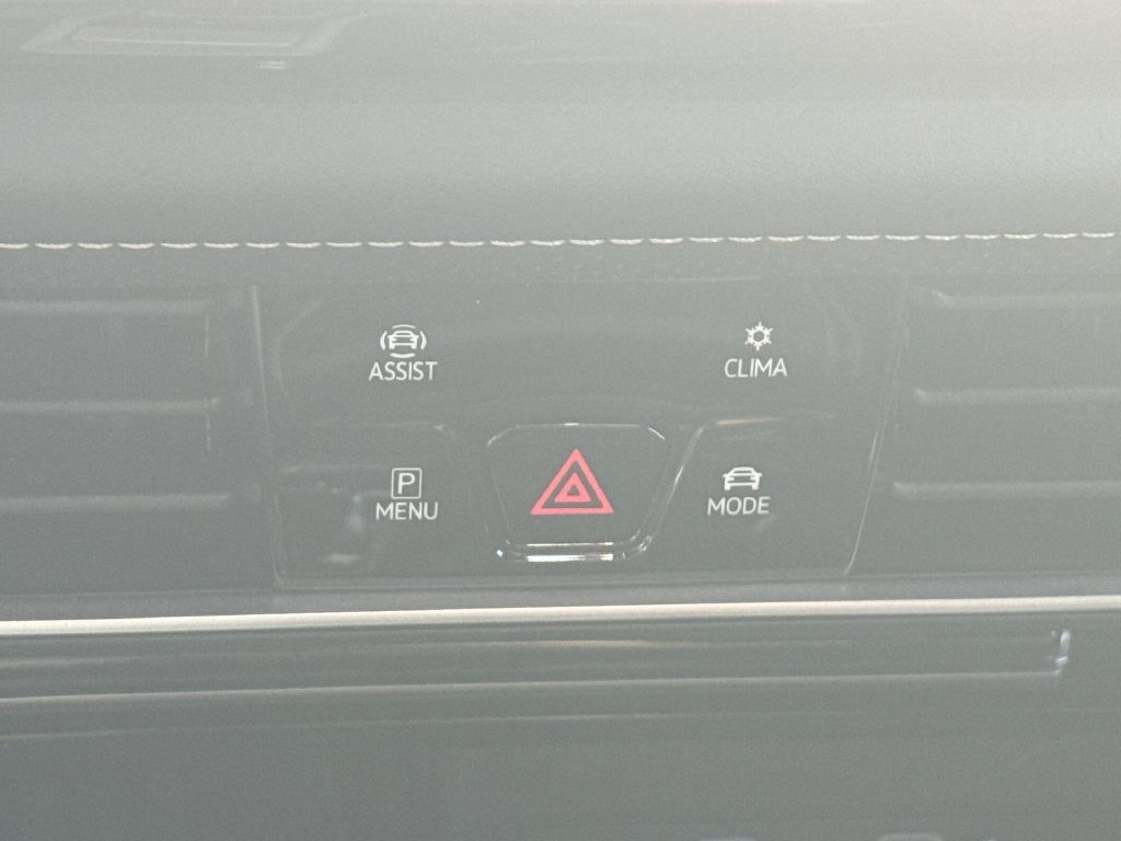 2026 Volkswagen Atlas Cross Sport SE w/Technology