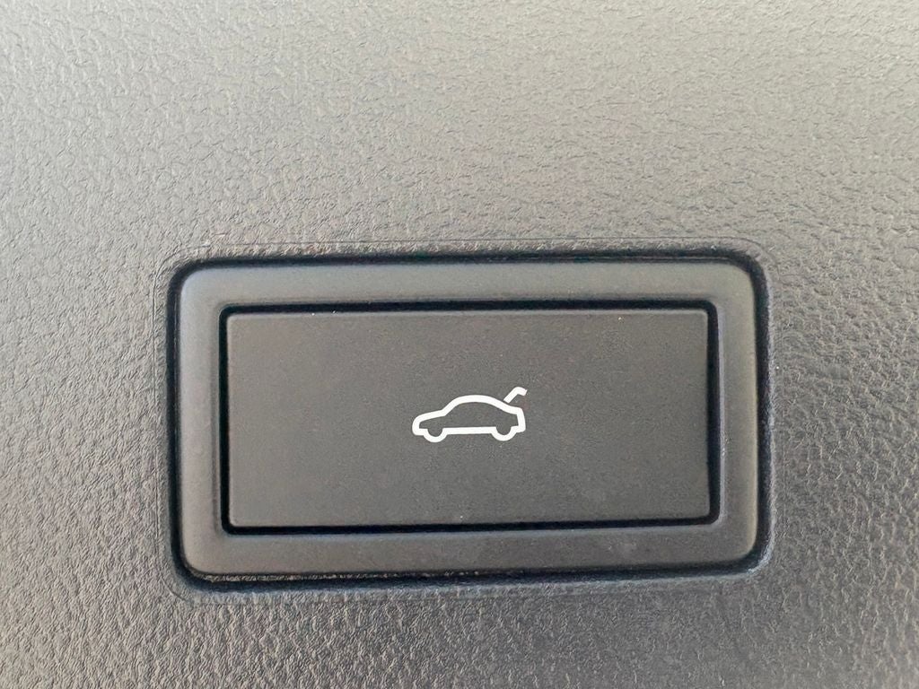 2026 Volkswagen Atlas 2.0T SE w/ Technology