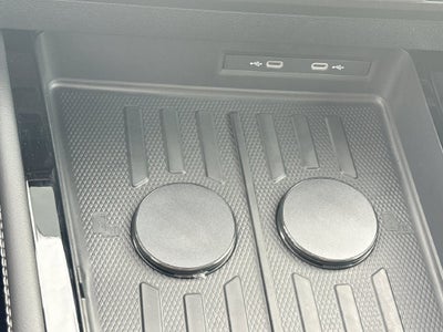 2027 Volkswagen Atlas SE w/Technology