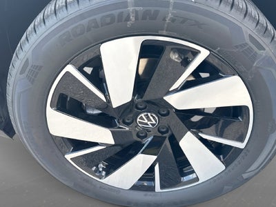 2026 Volkswagen Atlas Cross Sport SE w/Technology