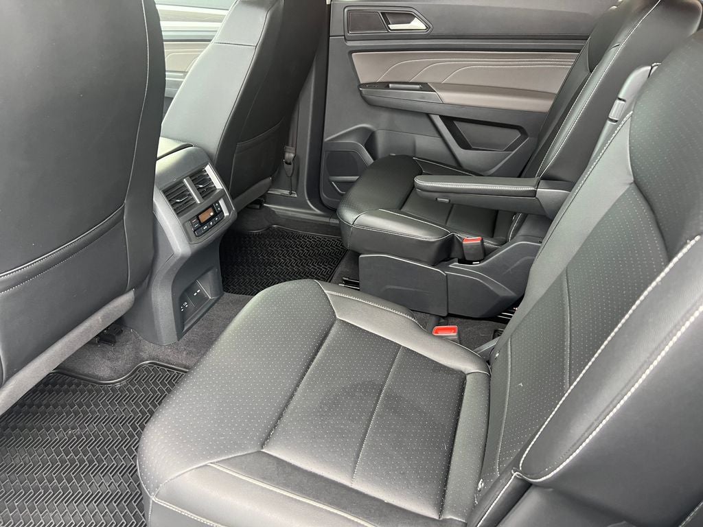 2022 Volkswagen Atlas 2.0T SE w/Technology