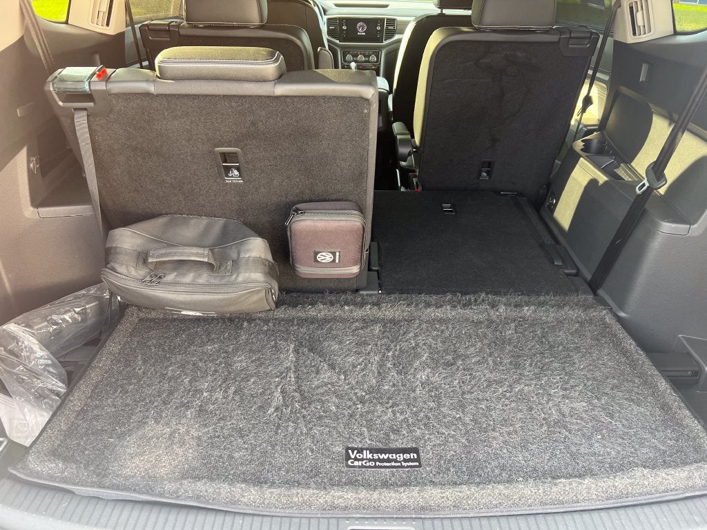 2022 Volkswagen Atlas 2.0T SE w/Technology