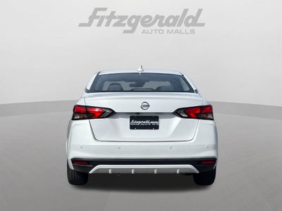 2022 Nissan Versa 1.6 SV