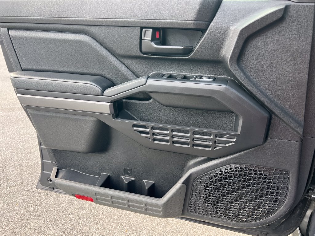 2024 Toyota Tacoma 4WD SR5