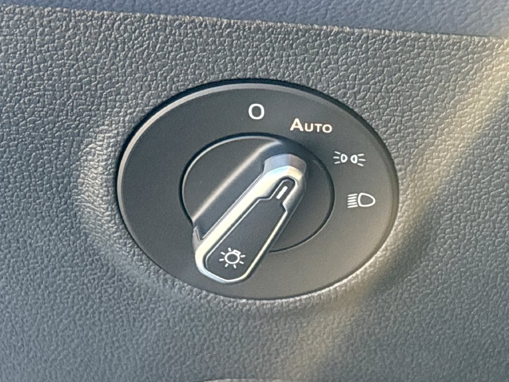2027 Volkswagen Taos 1.5T SEL