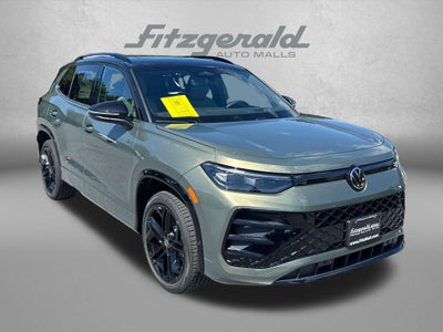 2026 Volkswagen Tiguan 2.0T SE R-Line Black