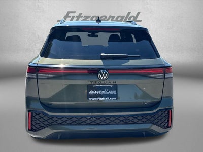 2026 Volkswagen Tiguan 2.0T SE R-Line Black