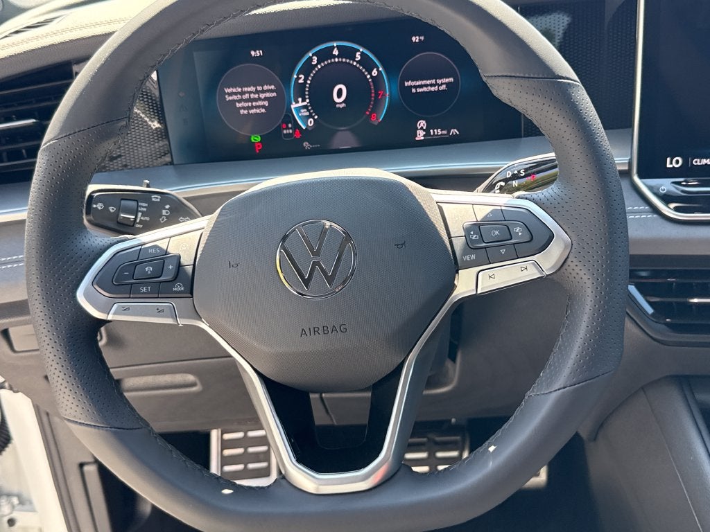 2026 Volkswagen Tiguan 2.0T SE R-Line Black