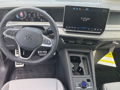 2026 Volkswagen Tiguan 2.0T SE R-Line Black