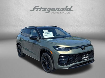 2026 Volkswagen Tiguan 2.0T SE R-Line Black