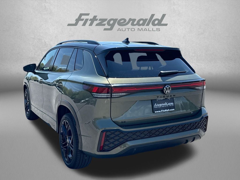 2026 Volkswagen Tiguan 2.0T SE R-Line Black