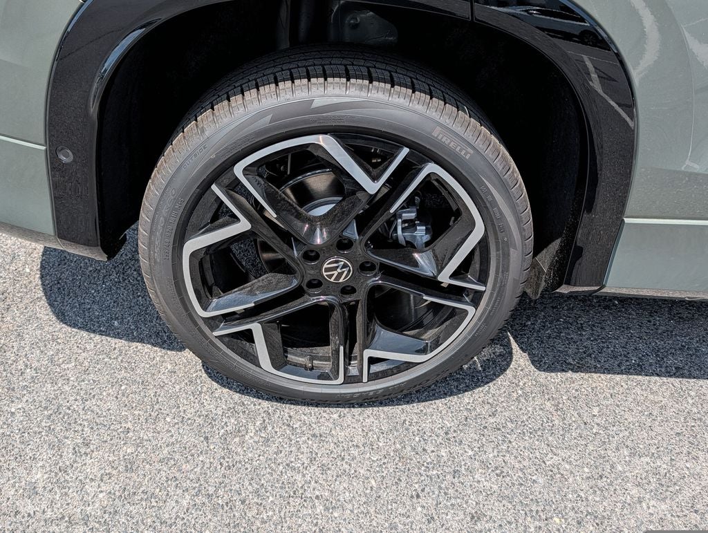 2026 Volkswagen Tiguan 2.0T SEL R-Line Turbo
