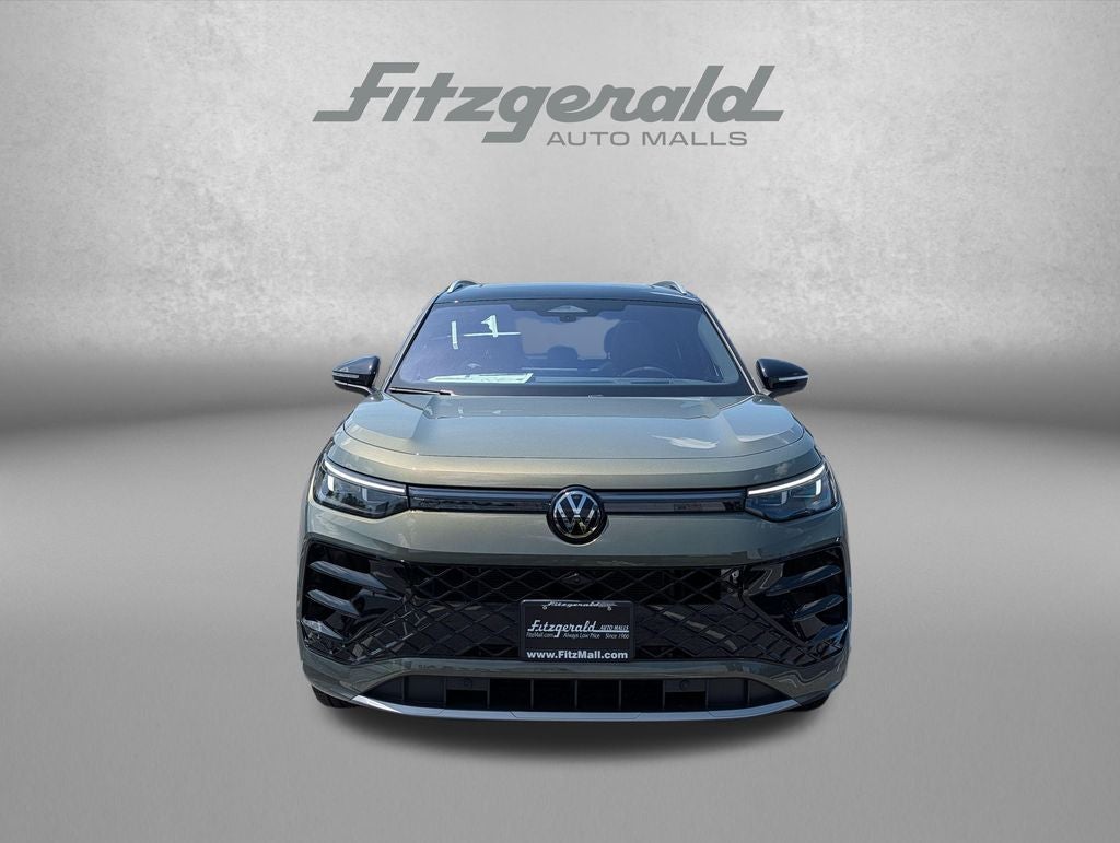 2026 Volkswagen Tiguan 2.0T SEL R-Line Turbo