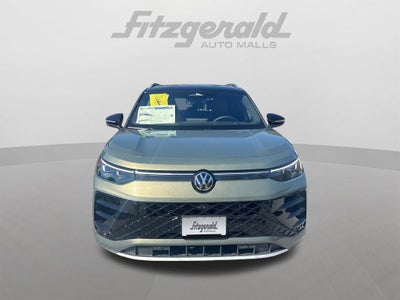2026 Volkswagen Tiguan SEL R-Line Turbo