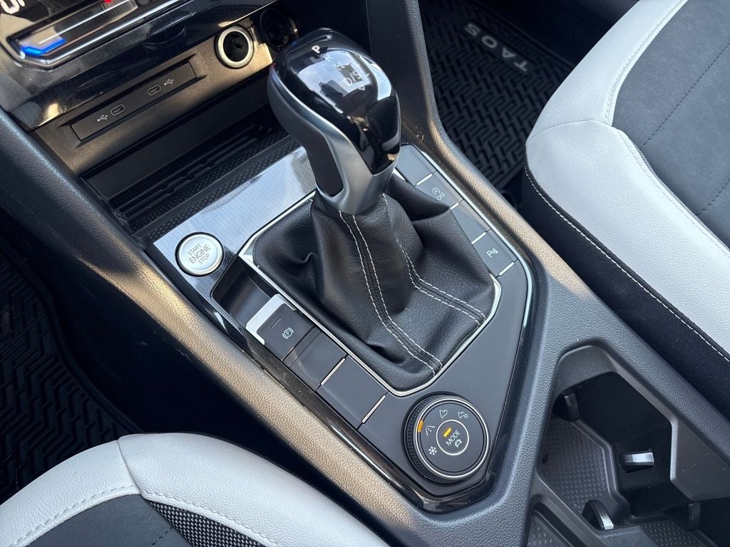 2026 Volkswagen Taos SE AWD